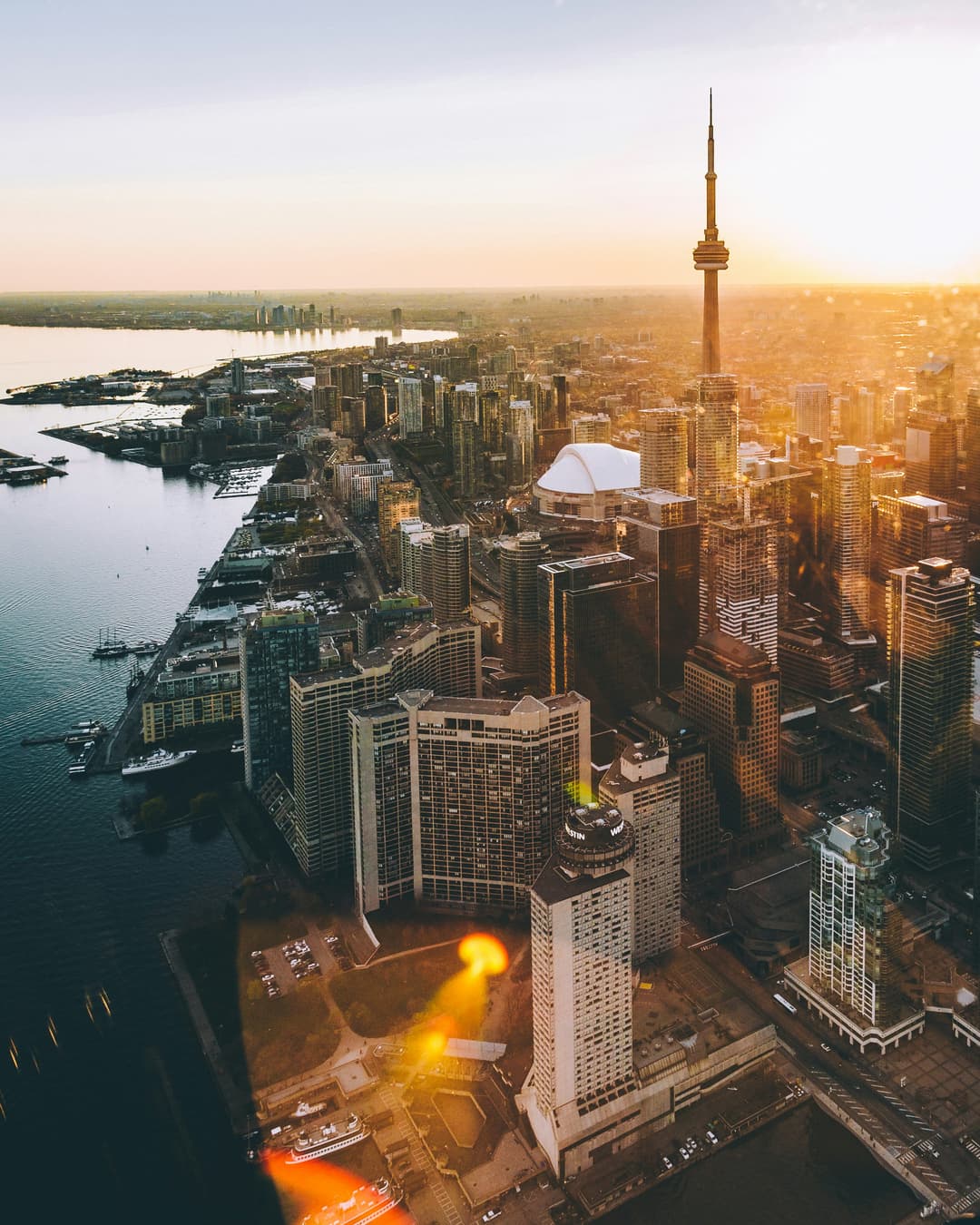 https://images.unsplash.com/photo-1517935706615-2717063c2225